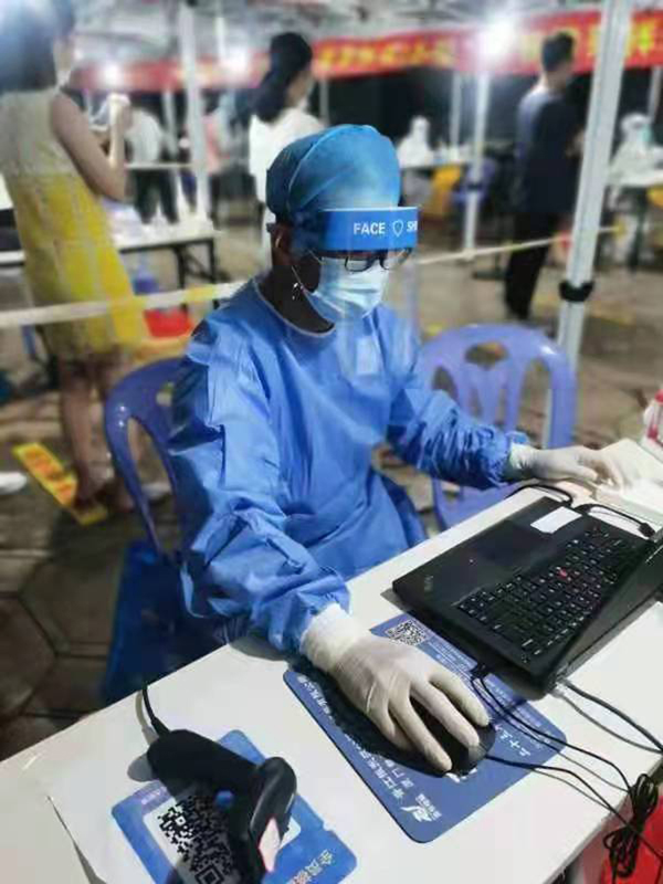 F:\2021年工作\2021年工作匯總\20210929同心抗“疫“國(guó)檢集團(tuán)廈門宏業(yè)積極參與疫情防控志愿服務(wù)\圖片\02.jpg F:\2021年工作\2021年工作匯總\20210929同心抗“疫“國(guó)檢集團(tuán)廈門宏業(yè)積極參與疫情防控志愿服務(wù)\圖片\02.jpg